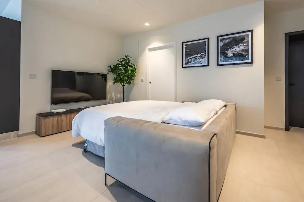 Luxury Apartment With Common Skypool In The Prestigious Mercury Tower By Sf Homes Saint Julian's 몰타